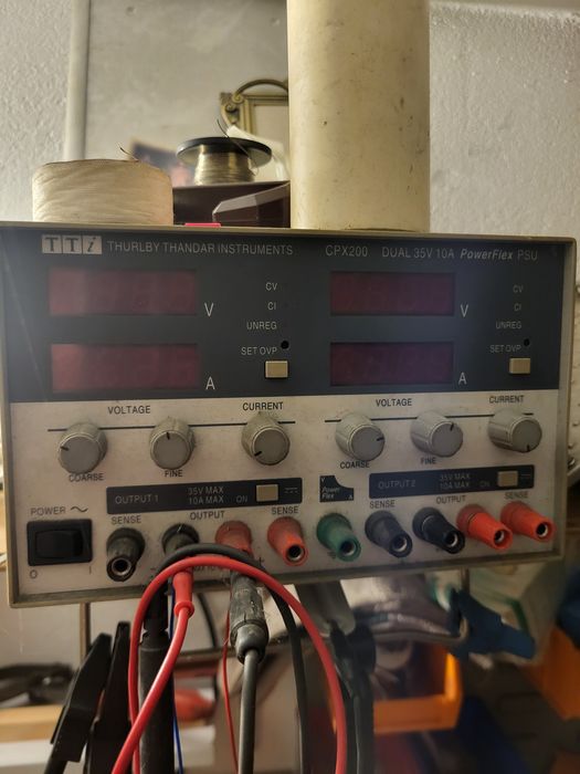 Zasilacz laboratoryjny TTi cpx200