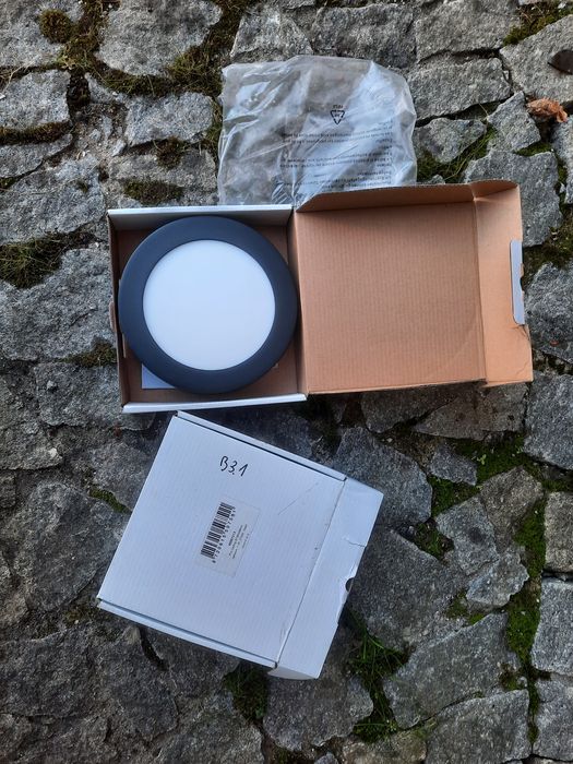 Luzes de teto e de parede. Caixas de derivação,  respiradores