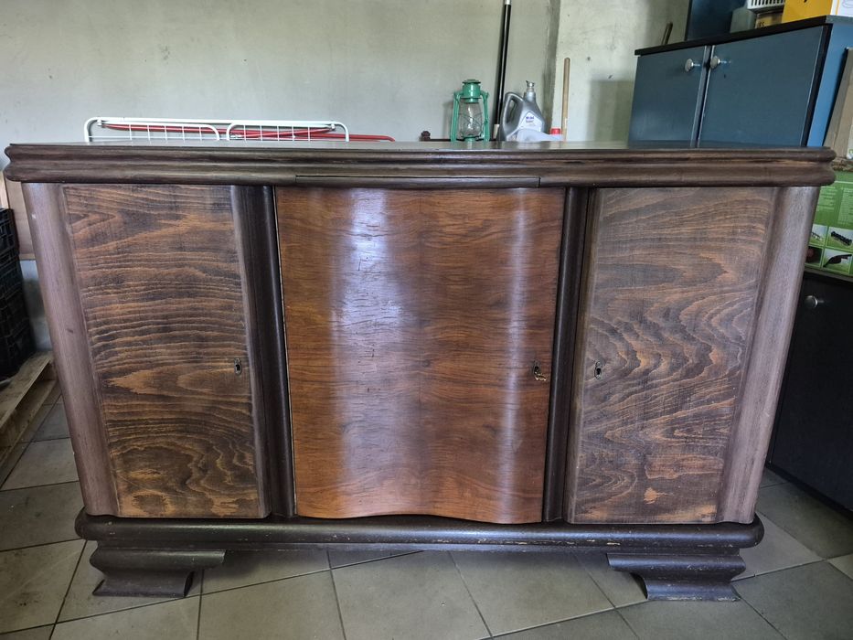 Komoda w stylu Art Deco