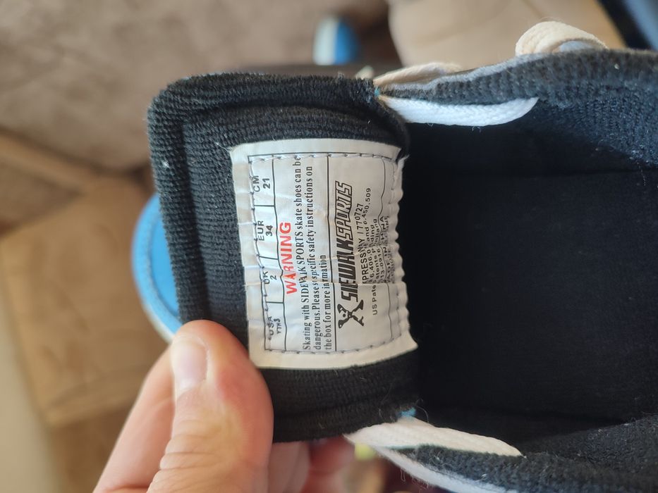 Красовки з роліками 34