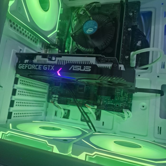 Torre Gaming RGB i3 8100, GTX 1650 SUPER, 12Gb Ram Ddr4, SSD