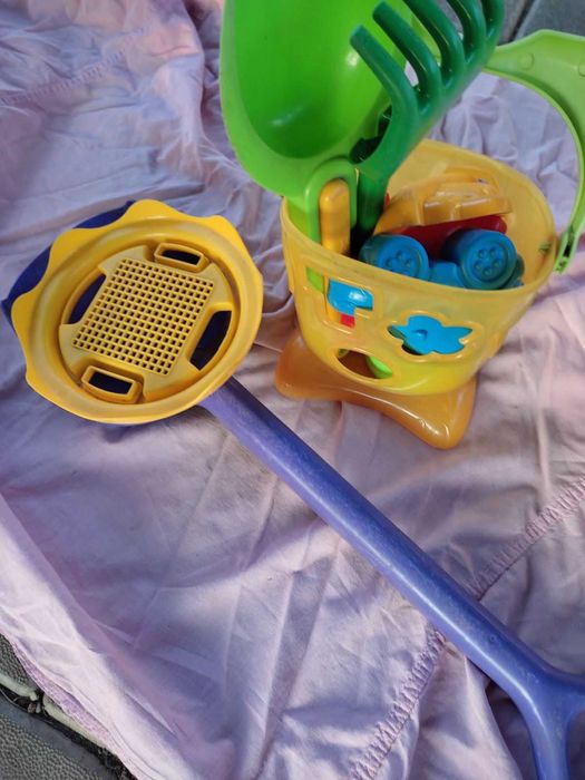 Іграшки для гри в піску,ціна за все.