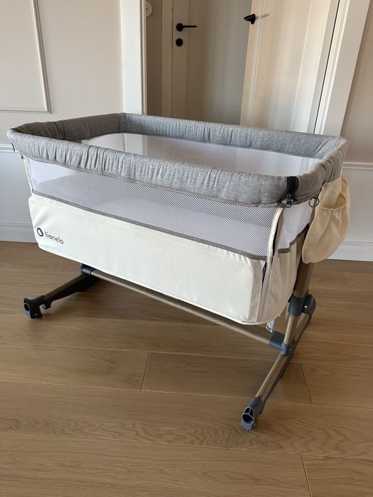 Łóżeczko dostawne Lionelo Leonie + materac Fiki Miki + akcesoria