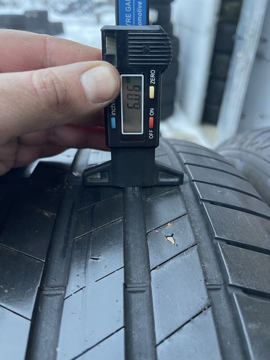 Літня резина пара  235/50 R19 firestone