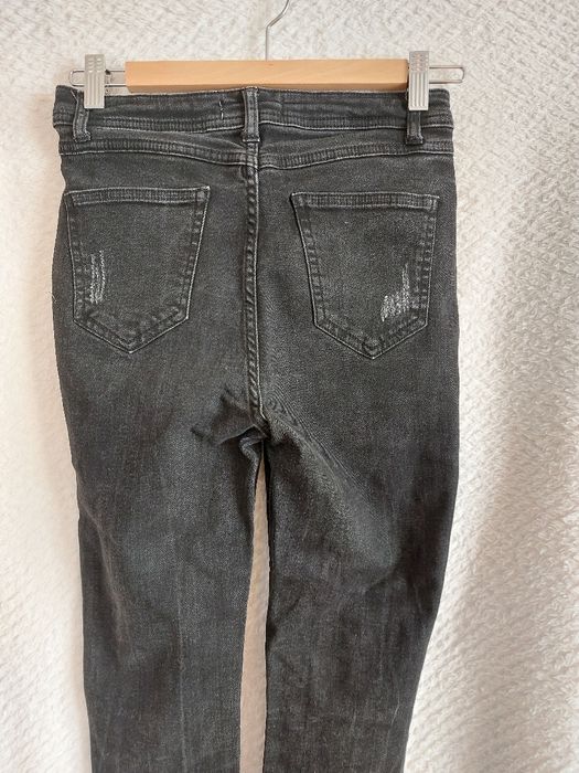 Jeansy z przetarciami, czarne Reserved rozmiar 36/S