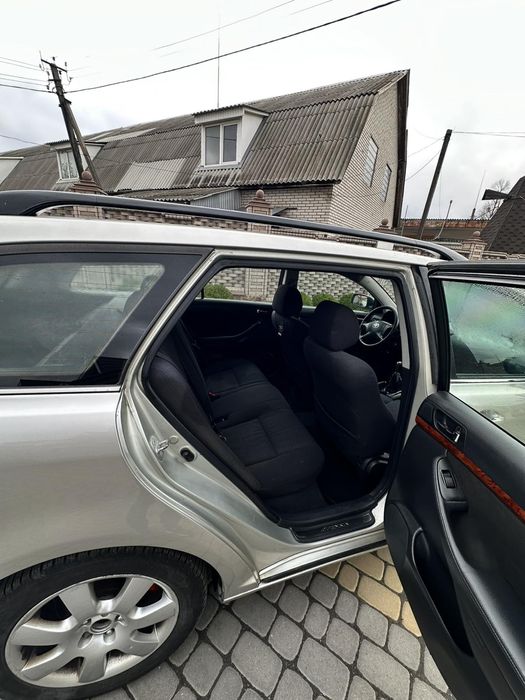 Продам  Toyota 2.0 TDI