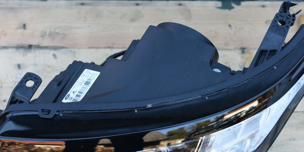 Lampa Xenon Led Lewa Range Rover Vogue L405 od 2013r. EU