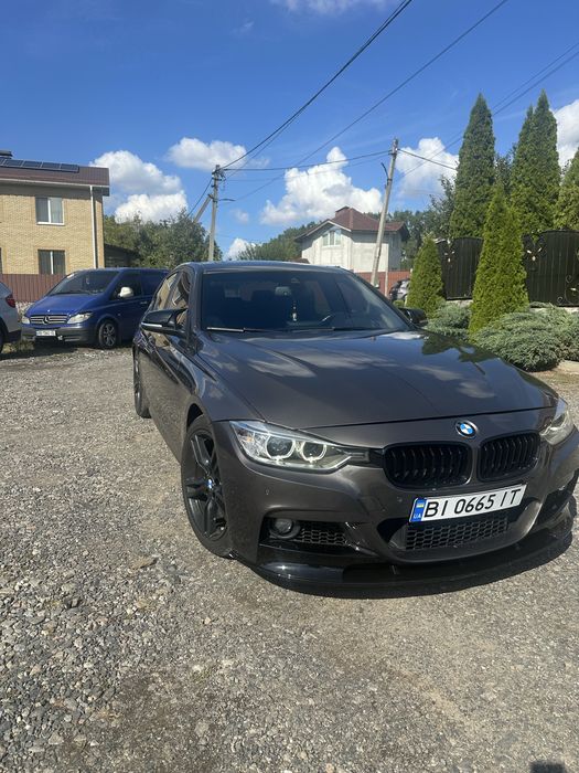 BMW 320d отличное состояние