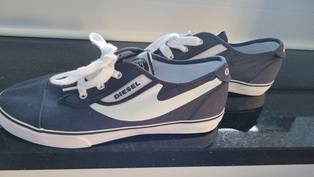 Trampki Diesel rozm 39