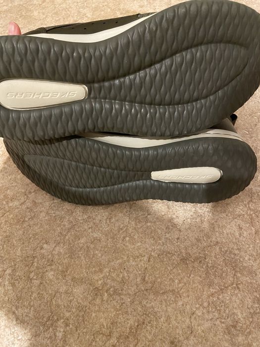 skechers кроссовки новые 41 р