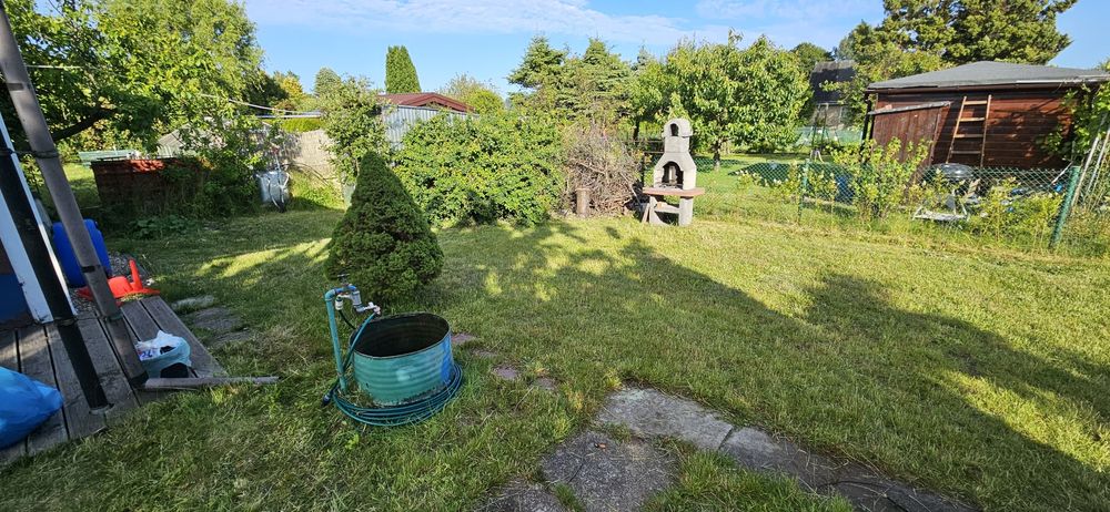 Działka ROD z altanką, wodą,prądem i placem zabaw