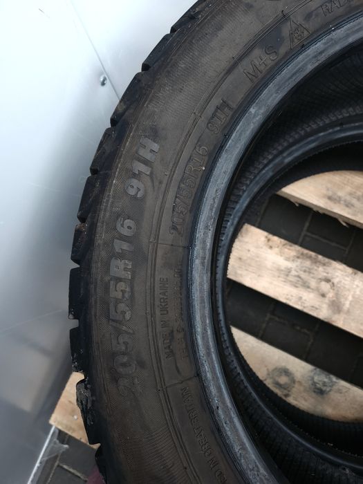 Зимові шини 205/55 R16