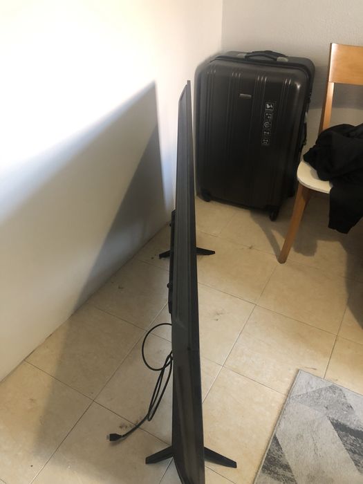 Tv com para peças