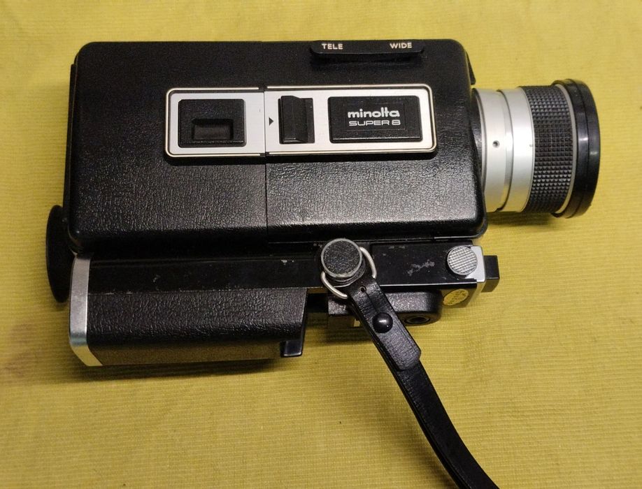 Máquina de filmar vintage Minolta Super 8 Autopak- 8D4