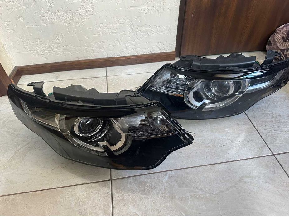 Фари на Land Rover Discovery Sport 2014 L550