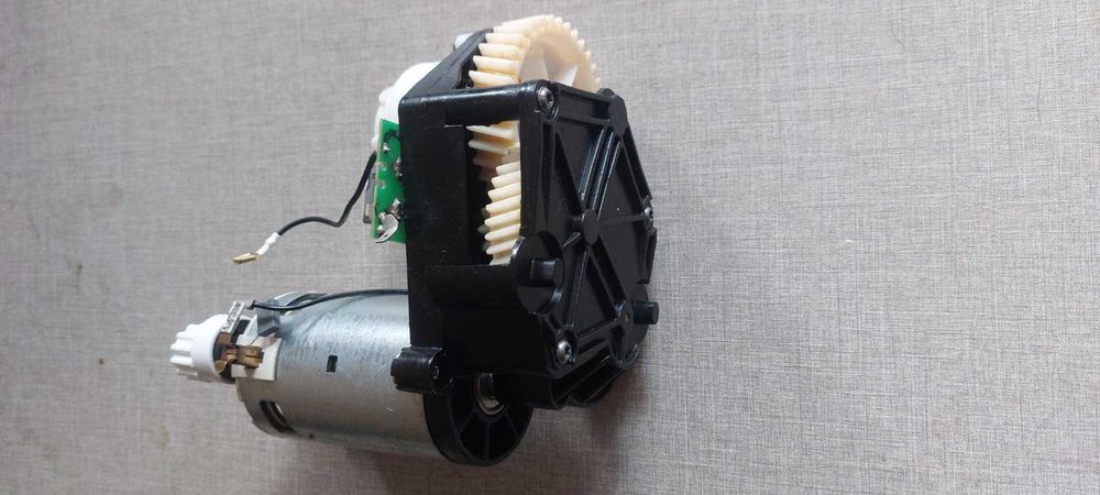 Редуктор в сборе на мясорубку PHILIPS HR 2724, HR 2725