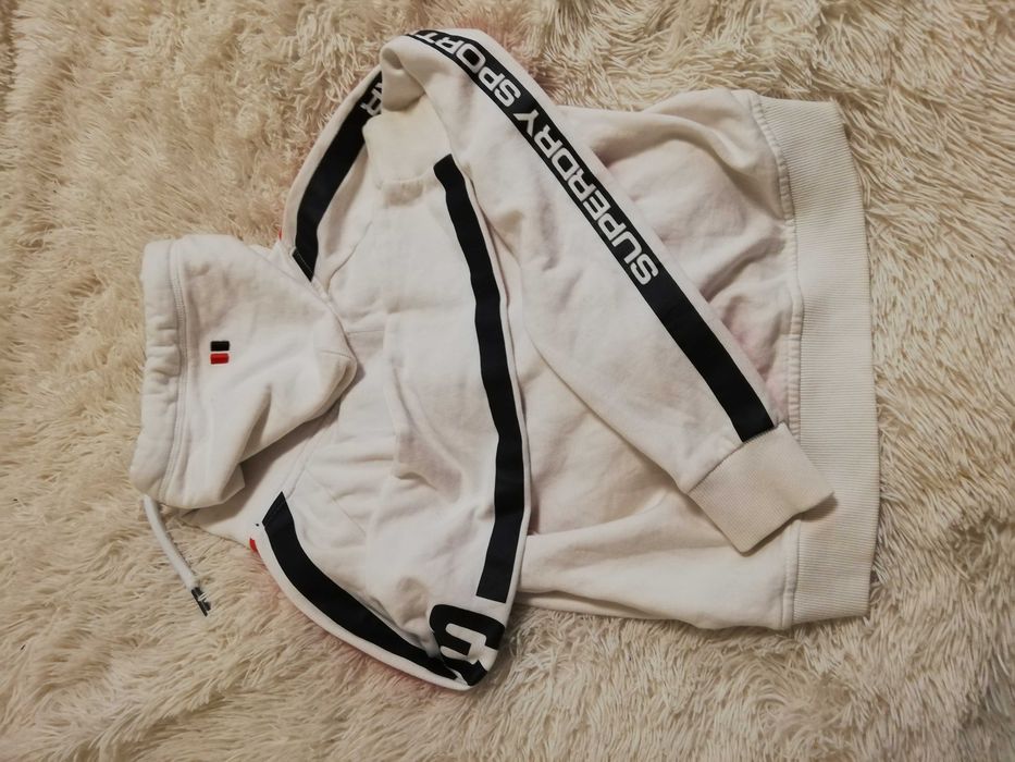 bluza Superdry S 36 biała z kapturem krótka bluza Superdry xs s