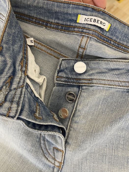 Джинси Iceberg