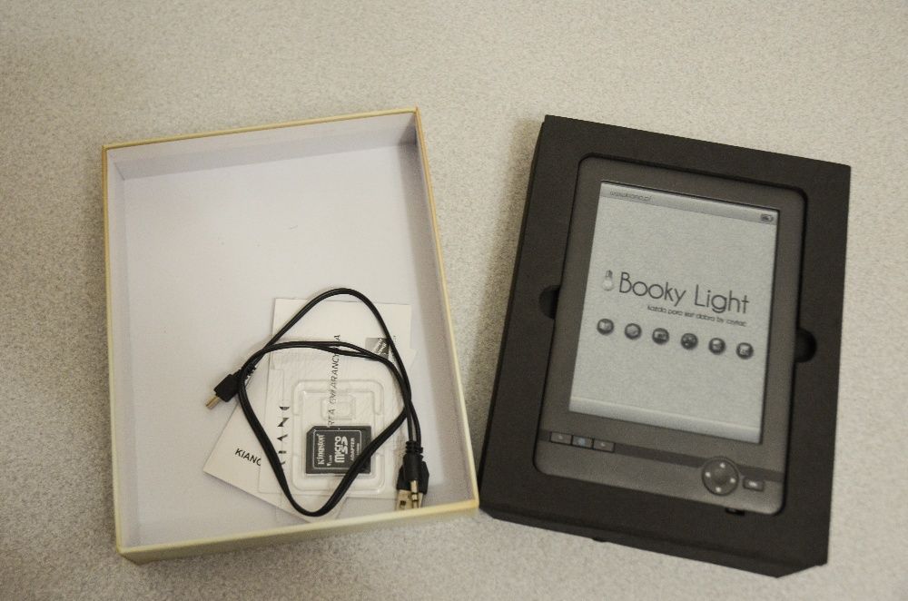 Электронная книга Kiano Booky Light