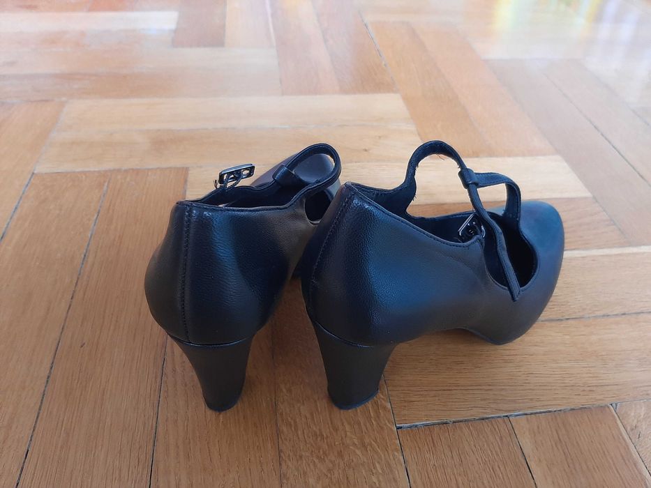 T-bary / skórzane buty na obcasach r 37