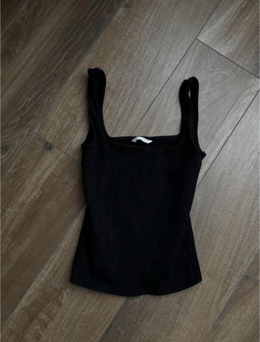 Топ  бренду zara