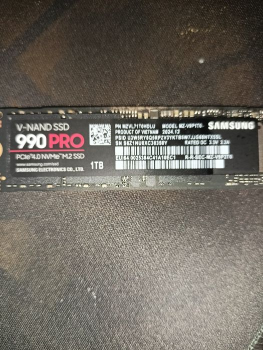 Продам SSD Samsung 990 PRO 1tb m.2 nvme