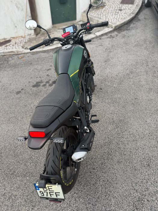 Benelli leoncino 125