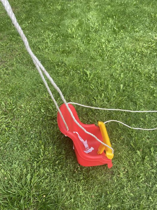 huśtawka plastikowa na linkach gratis krzesełko