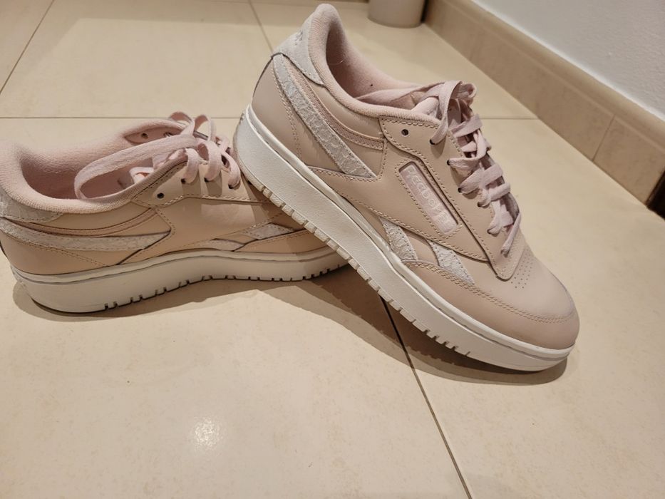 Tênis/ sapatilha rosa reebok  senhora tam.40