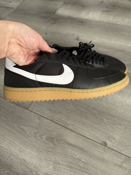 Кровіски nike us 10.5 унісекс