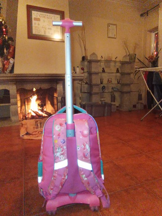 Mochila de rodas+ estojo unicórnio