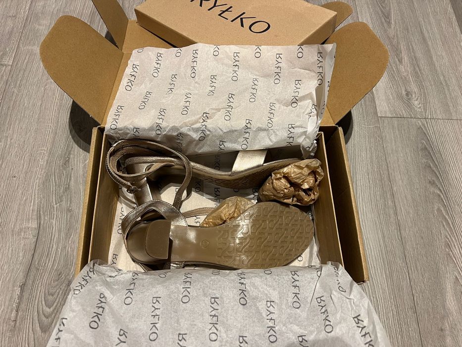 Sandały Ryłko - różowe złoto