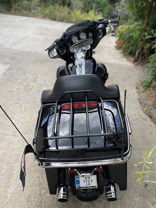 Продам Harley Davidson Street Glide