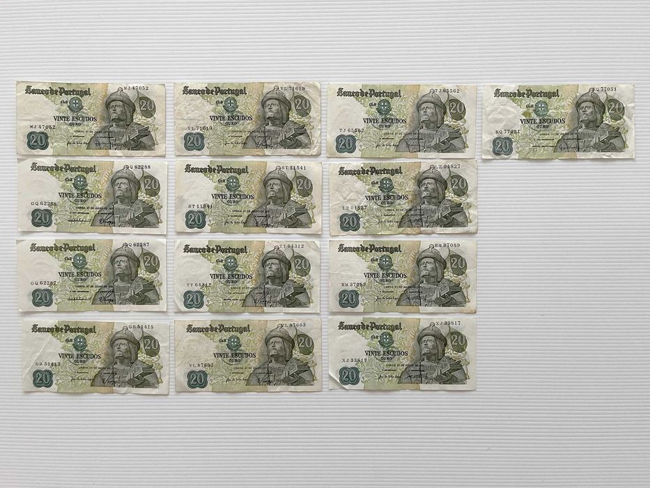 Lote de 49 Notas de Escudos (1000, 100, 50, 20 Escudos)