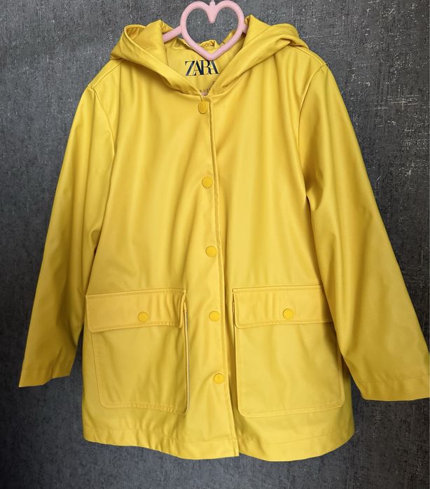 Продам плащ-дощовик ( непромокаючий) для дівчинки (ZARA)