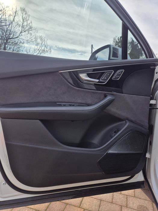 Audi q7  Prestige 3.0tfsi 7 osobowy