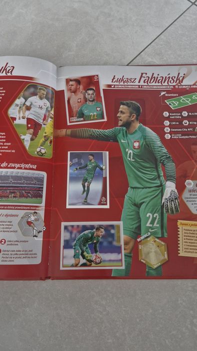 Album kolekcjonerski Dumni z Naszych