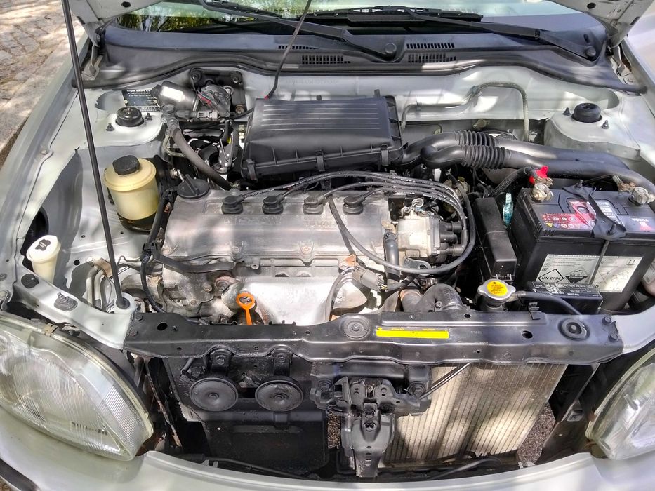 Nissam Micra 16 v. com apenas 86 mil km comprováveis