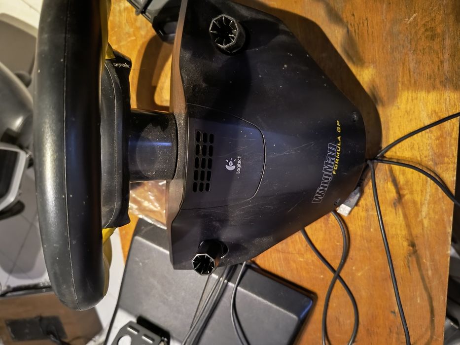 Kierownica Logitech Formula Gp i joystick Attack3