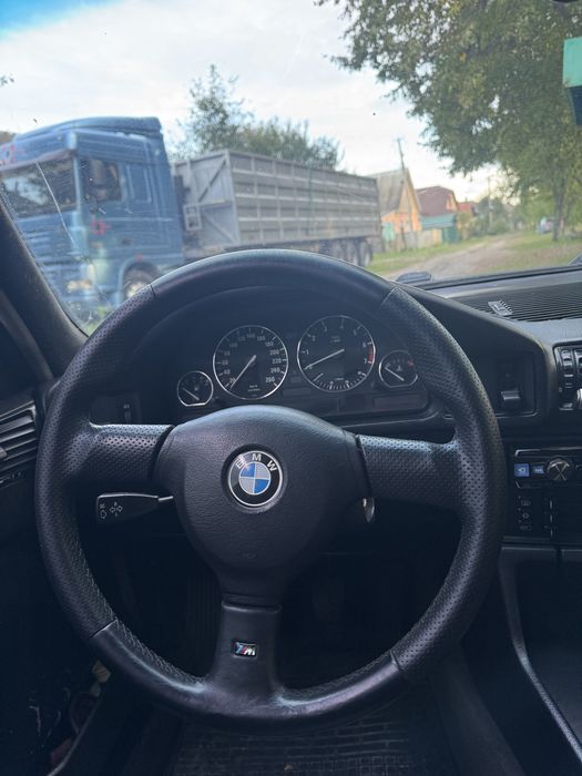 Bmw e34 (bmw 5 series 1991)