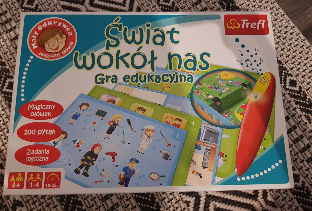 Zestaw gier i układanek dla około 4-lat