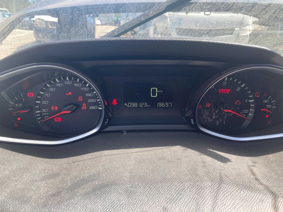 PEUGEOT 308 Gasoleo 2020