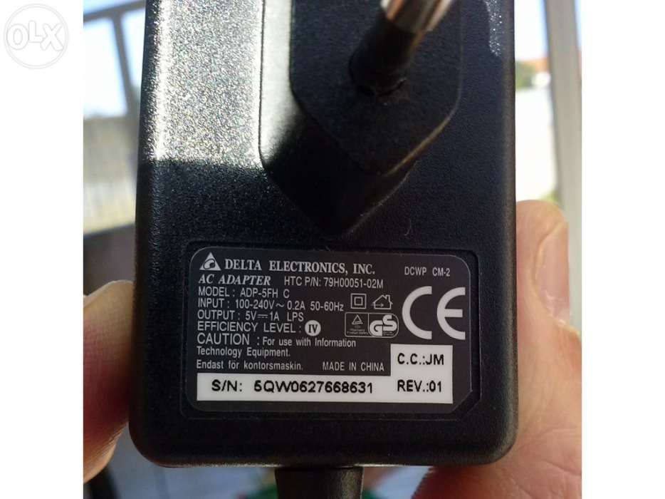 Carregador mini-USB para leitores de mp3's, telemóveis ou outros