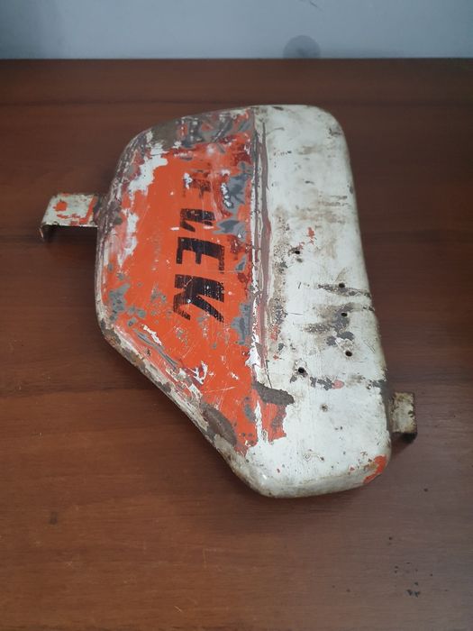 WSK Lewy boczek metalowy mały