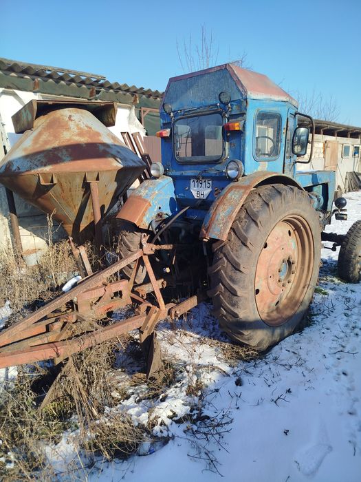 Трактор Т 40 з плугом