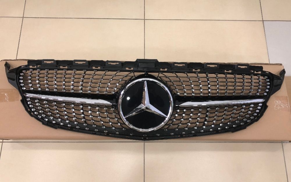 Решетка радиатора Mercedes c w 205 диамант решітка мерседес 2019г
