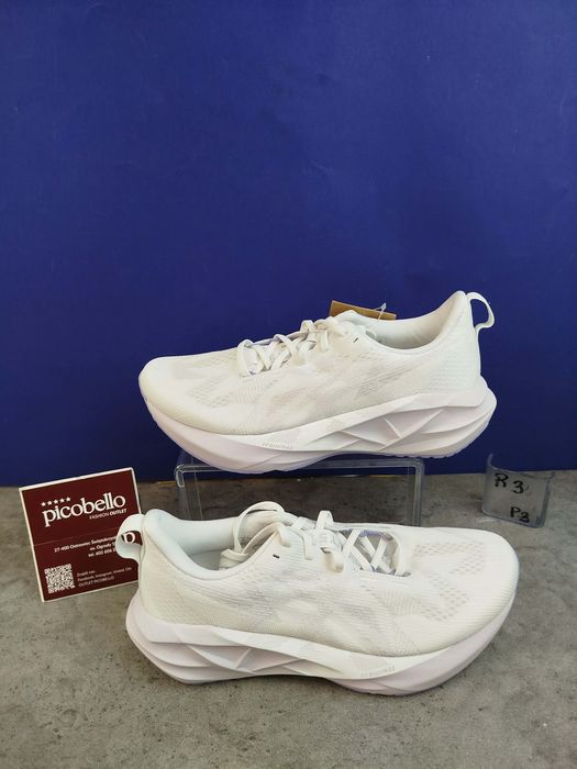 Buty Asics Novablast 5