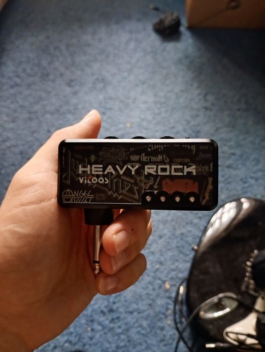 Мини усилитель для электро гитары тяжёлый рок