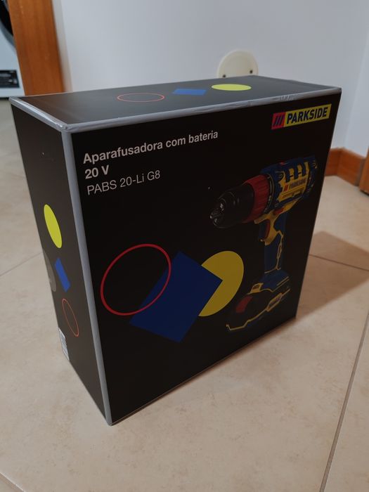 Aparafusadora Parkside com bateria e carregador - Nova Fatura Garantia