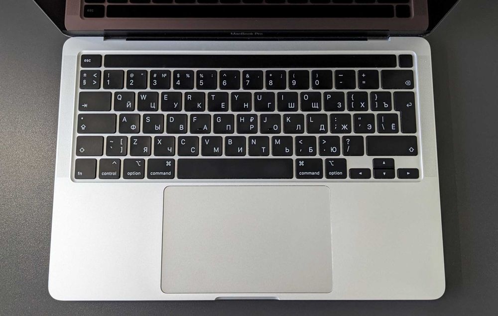 Macbook Pro 13 2020 i5 11Gen 4яд(8потк) 16Gb 512 ІдеалСтан БезДефектів